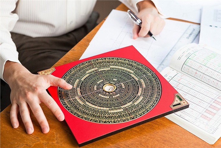 Hoang ốc là gì? Cách hóa giải khi tuổi phạm Hoang ốc Hoang ốc là gì? Cách hóa giải khi tuổi phạm Hoang ốc