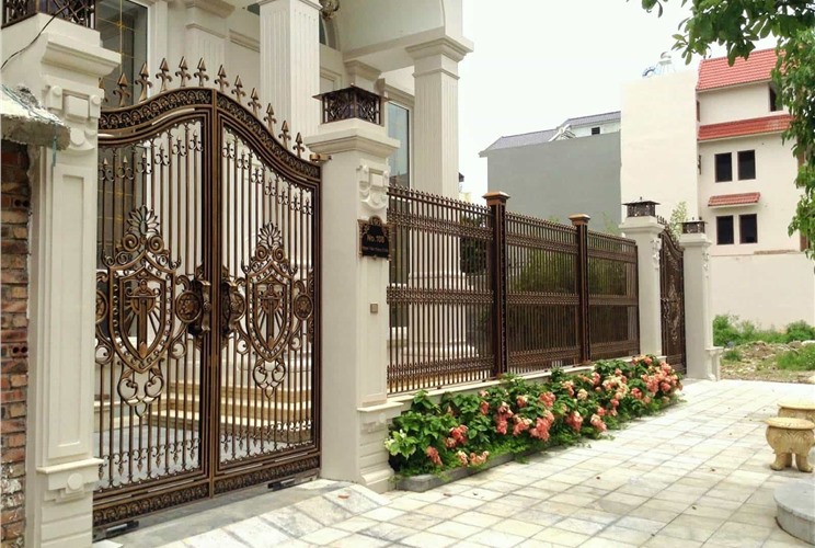 Những điều kiêng kỵ khi làm cổng nhà gia chủ cần biết Những điều kiêng kỵ khi làm cổng nhà gia chủ cần biết