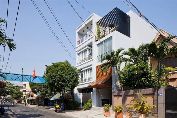 Nhà hướng Nam: Hợp tuổi nào và cách bố trí phong thủy Nhà hướng Nam: Hợp tuổi nào và cách bố trí phong thủy