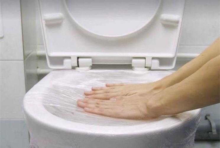 15 Cách thông tắc bồn cầu hiệu quả, ai cũng làm được 15 Cách thông tắc bồn cầu hiệu quả, ai cũng làm được