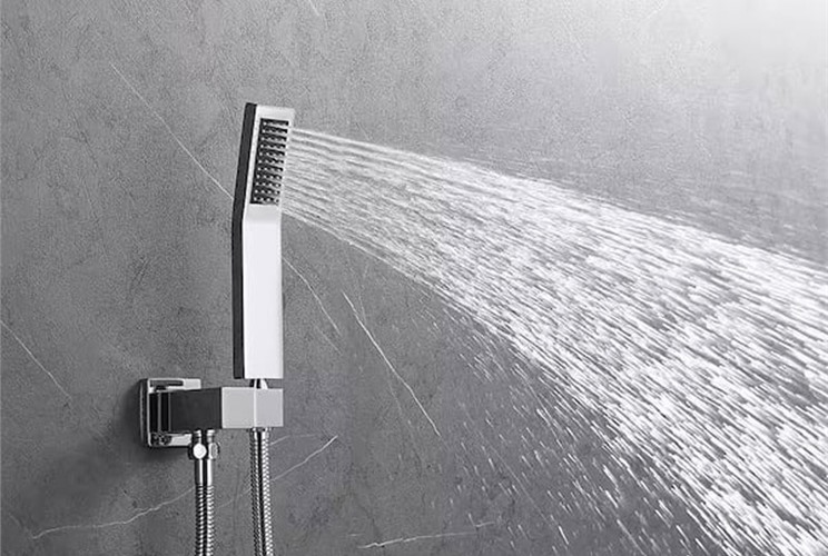 Có Nên Sử Dụng Vòi Sen Caesar Không? Có Nên Sử Dụng Vòi Sen Caesar Không?